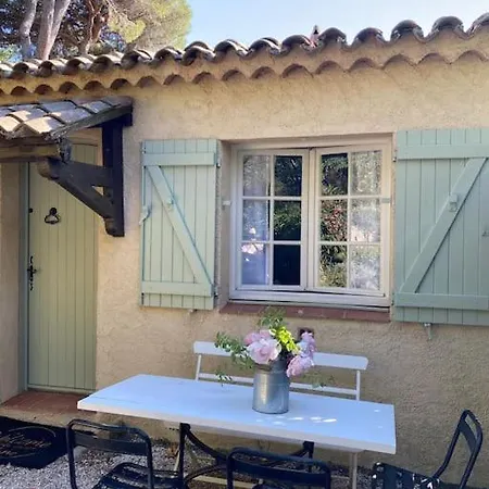 Holiday home In Gigaro Met Zwembad